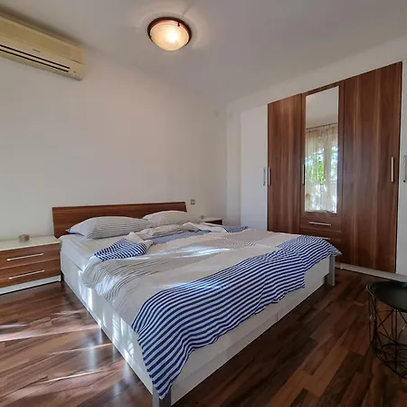 With Parking Space - 22581 * Crikvenica